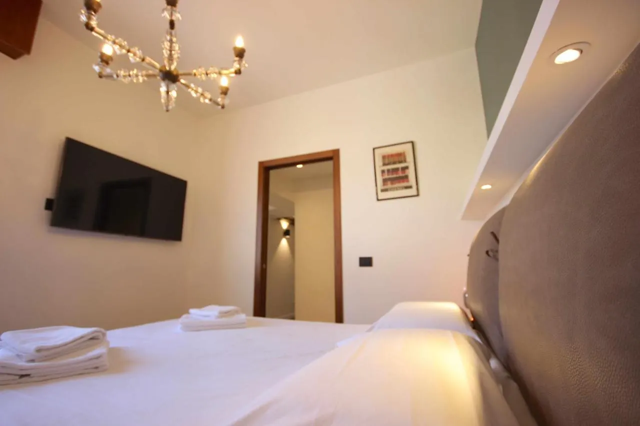Case Vr Holiday Vittorias Flat Verona