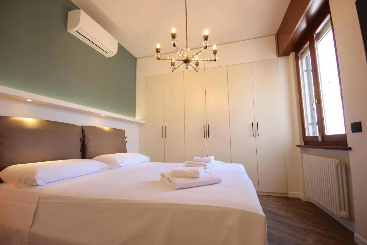Case Vr Holiday Vittorias Flat Verona