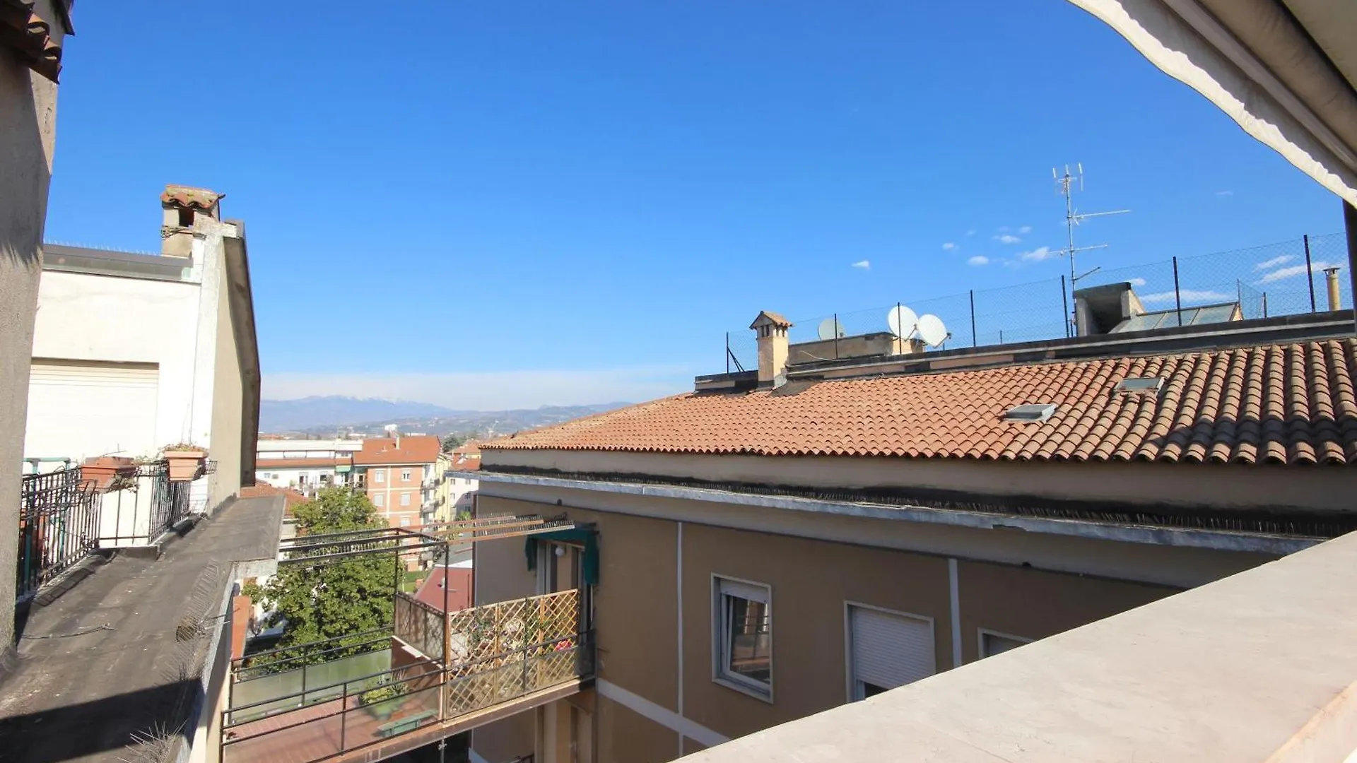 Case Vr Holiday Vittorias Flat Verona Italy